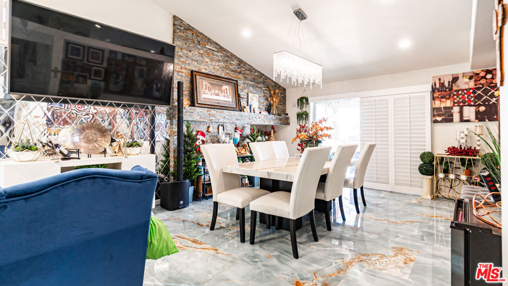 MLS #25611941 image #11