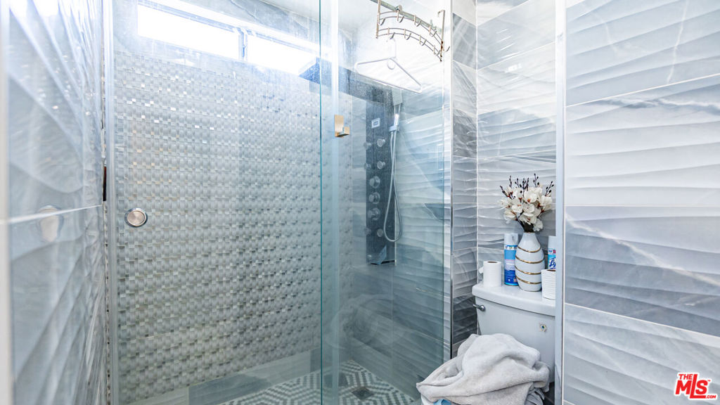 MLS #25611941 image #27