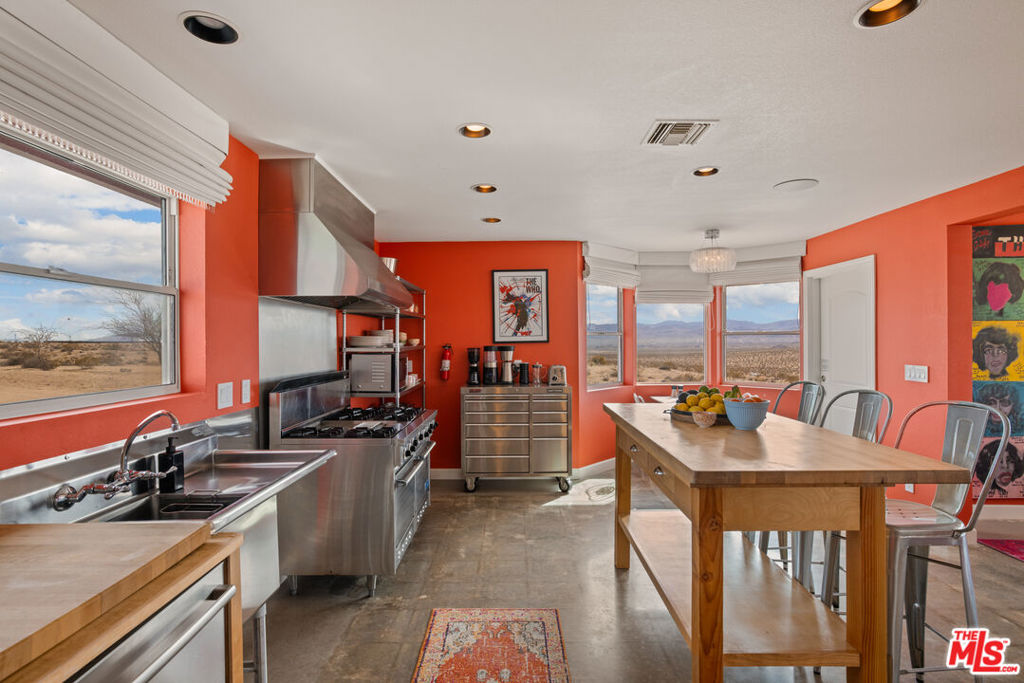 MLS #25611959 image #23