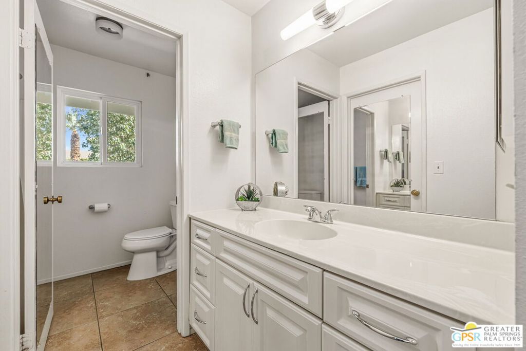 MLS #25612335PS image #25