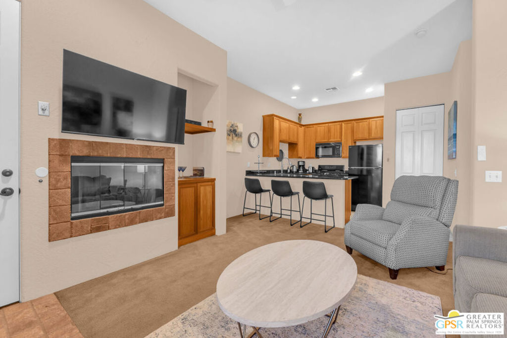 MLS #25612497PS image #1