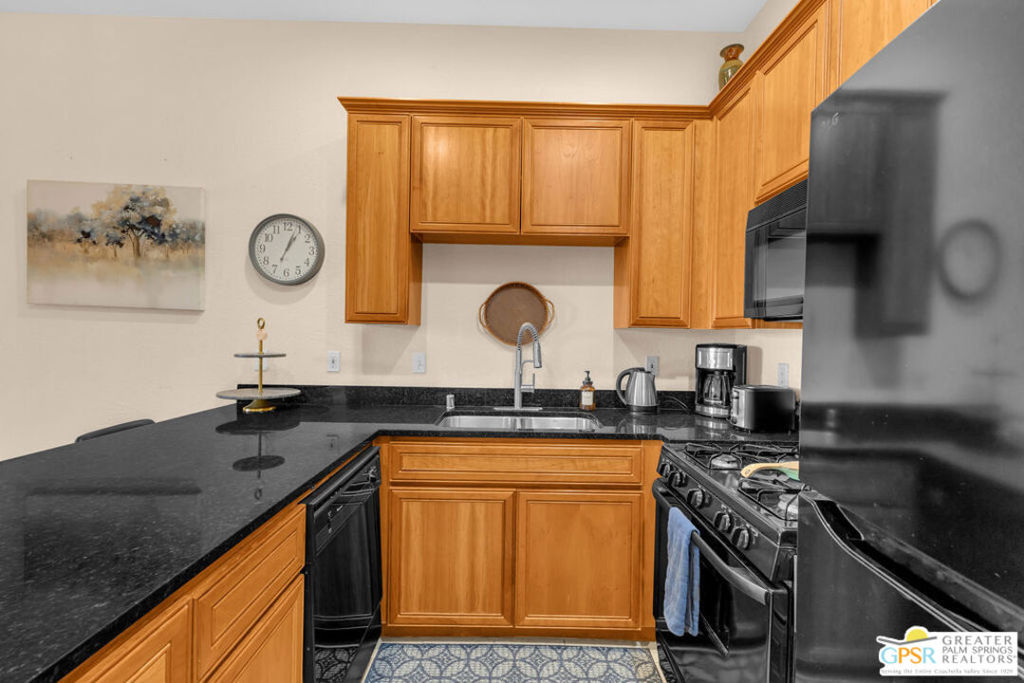 MLS #25612497PS image #4