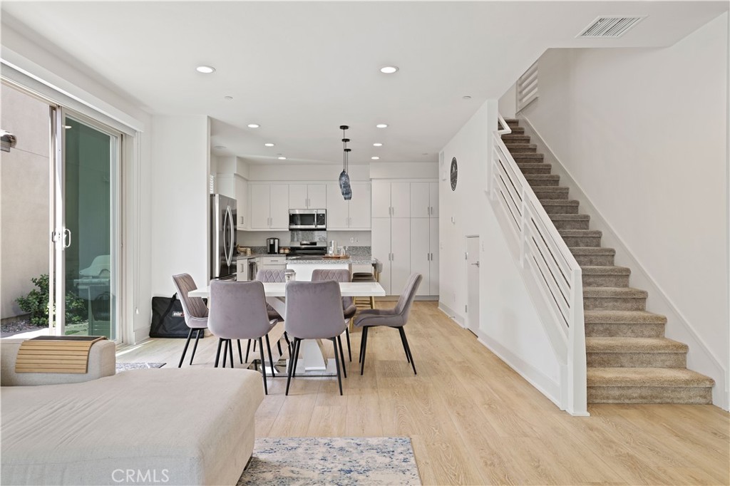 MLS #AR25241852 image #8