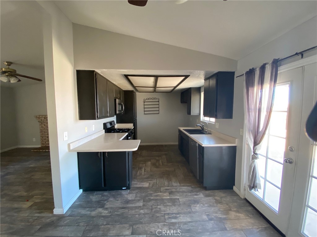 MLS #CV24226398 image #10