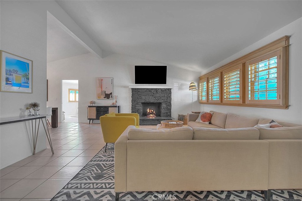 MLS #CV25075321 image #17