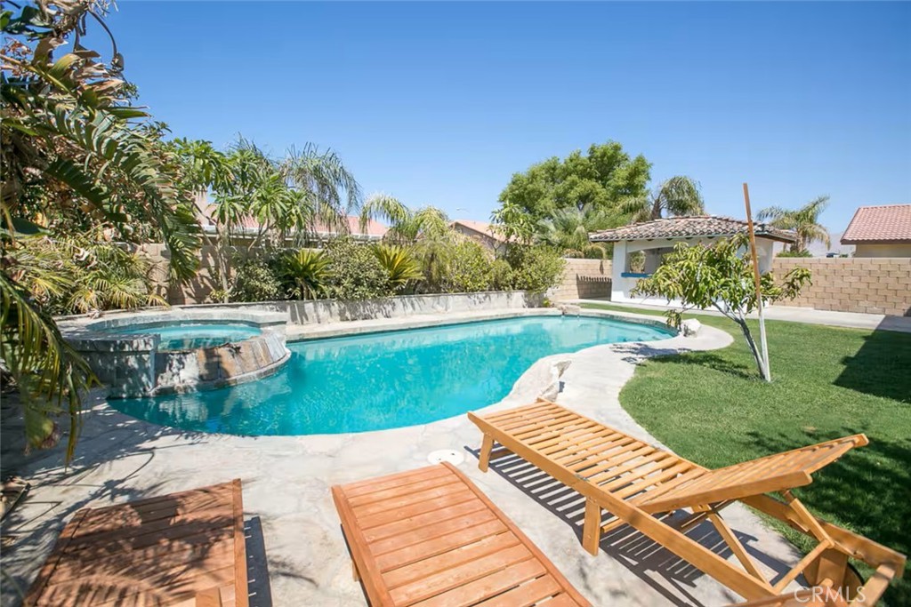 MLS #CV25094244 image #1