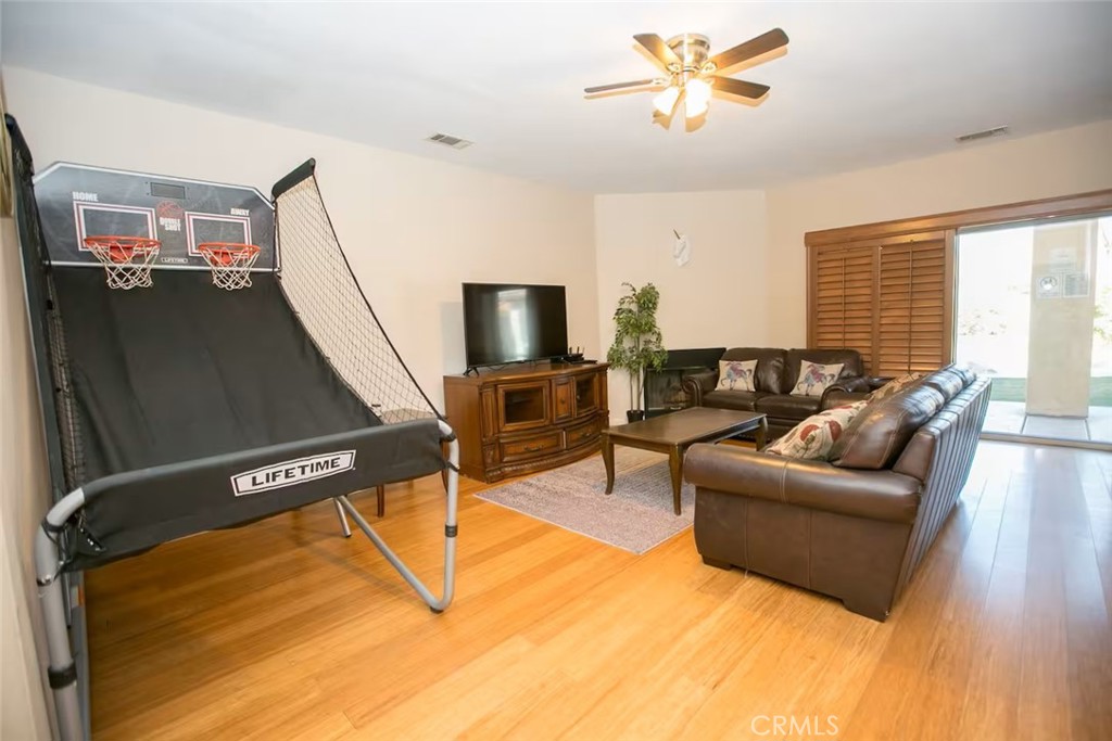 MLS #CV25094244 image #11