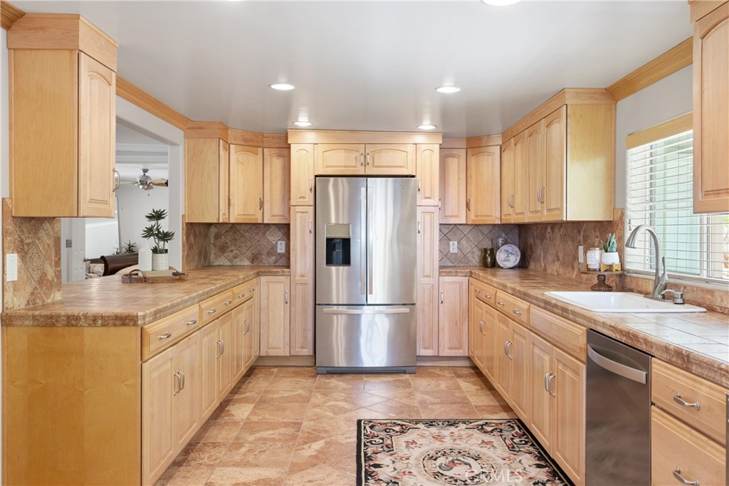 MLS #CV25095139 image #12