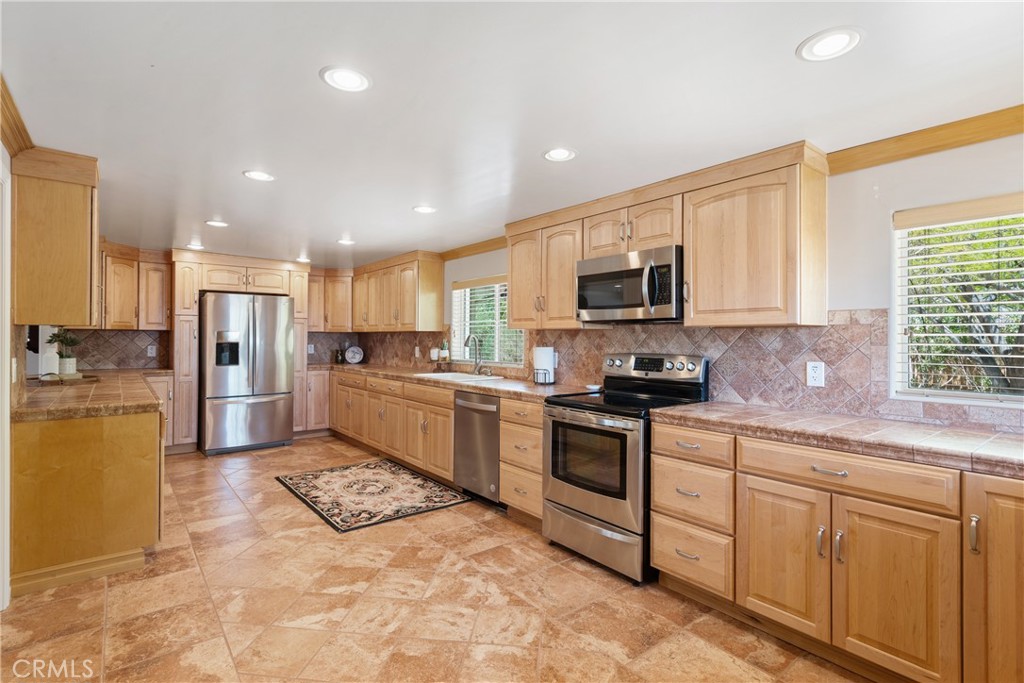 MLS #CV25095139 image #13