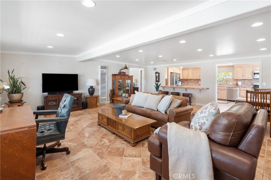 MLS #CV25095139 image #16