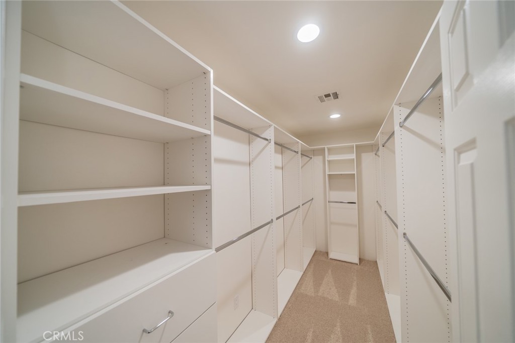 MLS #CV25100352 image #11