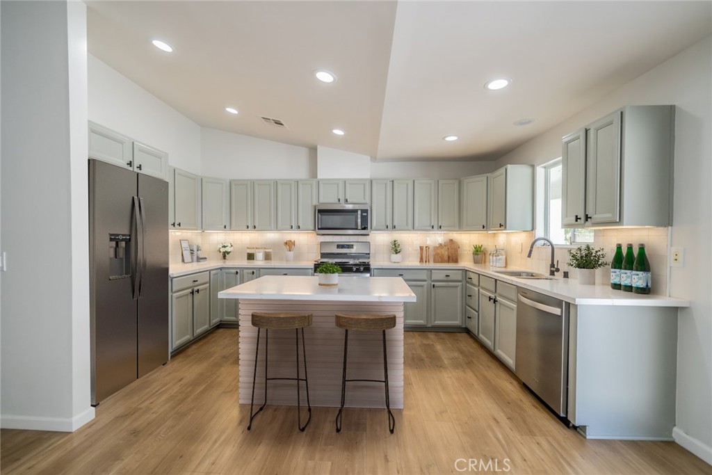 MLS #CV25100352 image #5