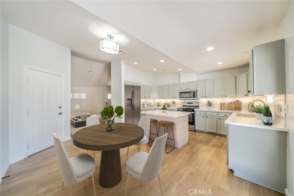 MLS #CV25100352 image #7