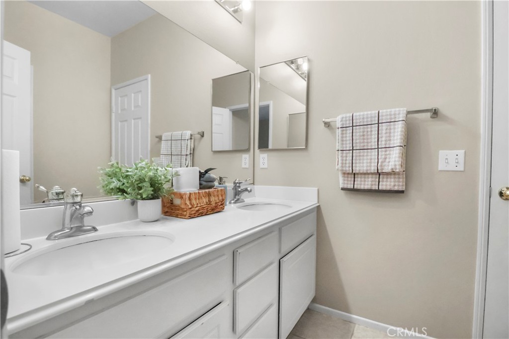 MLS #CV25108906 image #22