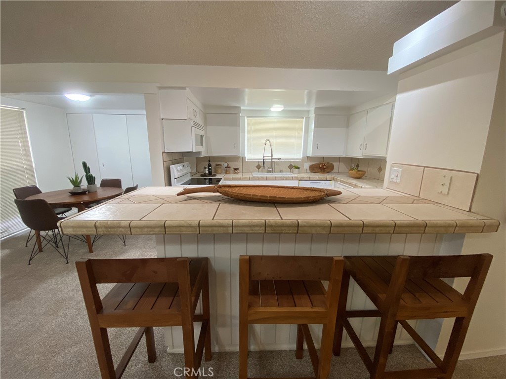 MLS #CV25123089 image #2