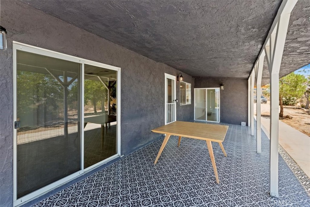 MLS #CV25136045 image #11