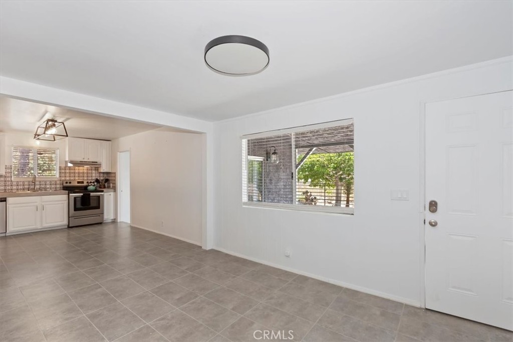 MLS #CV25136045 image #12