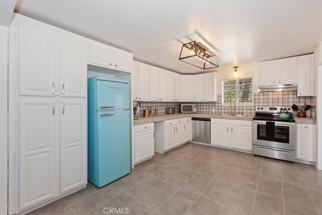 MLS #CV25136045 image #14