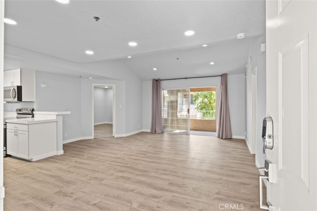 MLS #CV25142834 image #1