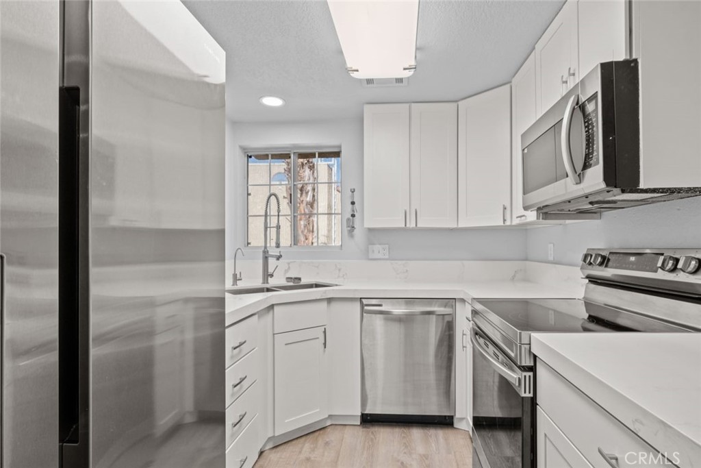 MLS #CV25142834 image #4