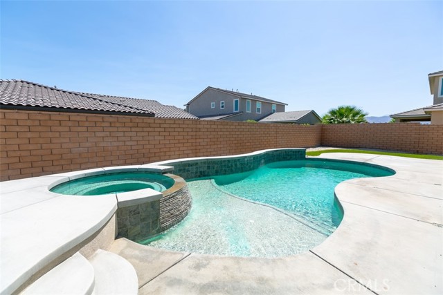 MLS #CV25146316 image #1