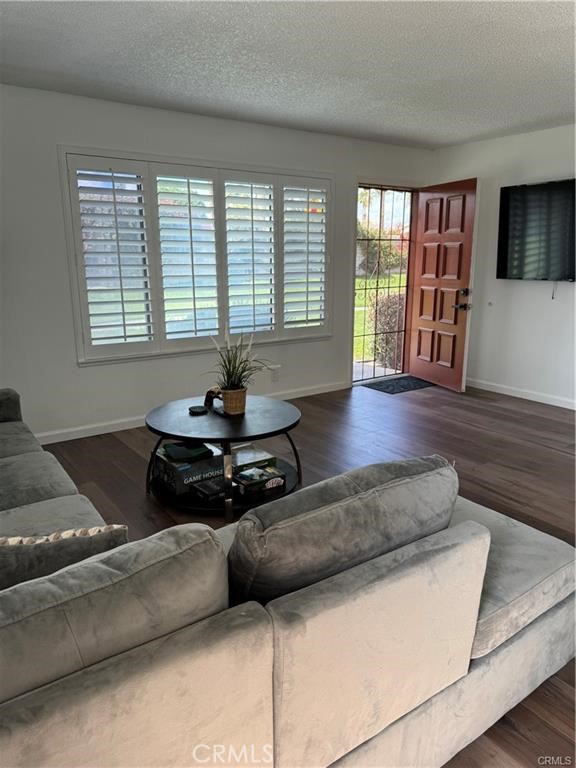 MLS #CV25147787 image #4