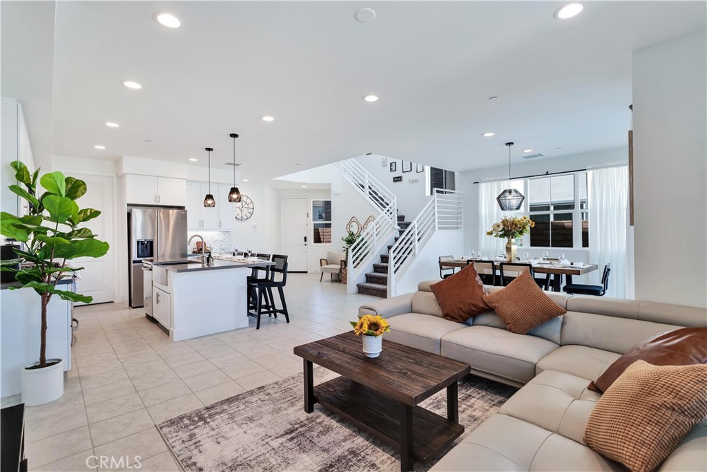 MLS #CV25182240 image #4