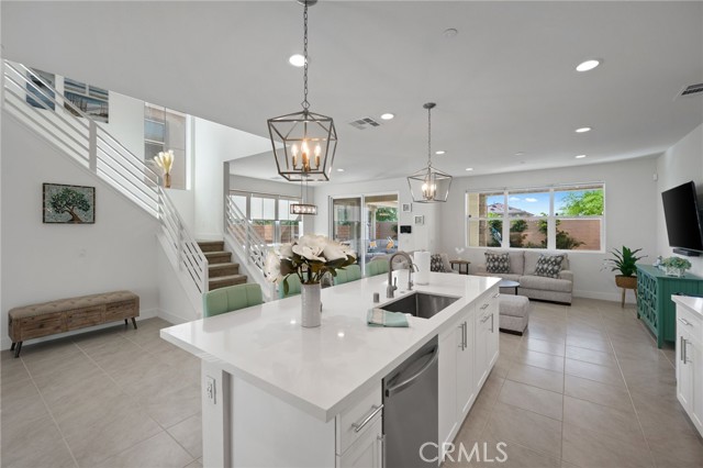 MLS #CV25192829 image #8