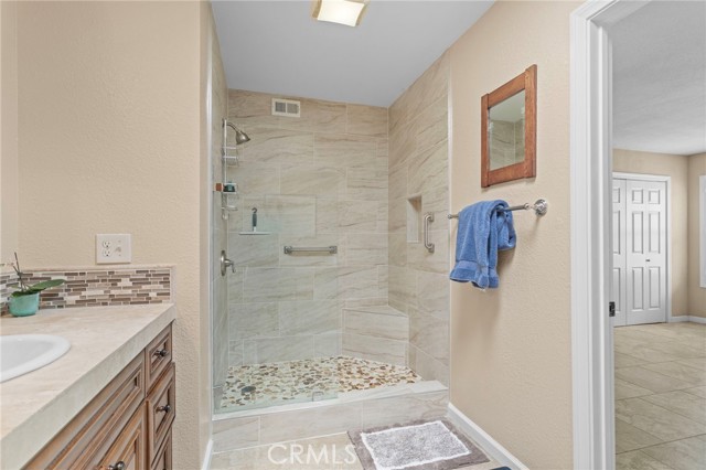 MLS #CV25195047 image #9