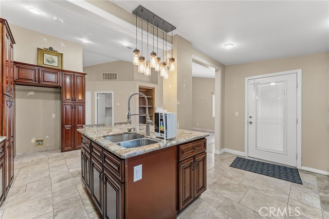 MLS #CV25218249 image #16