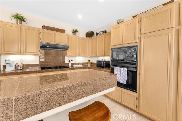 MLS #CV25219775 image #16