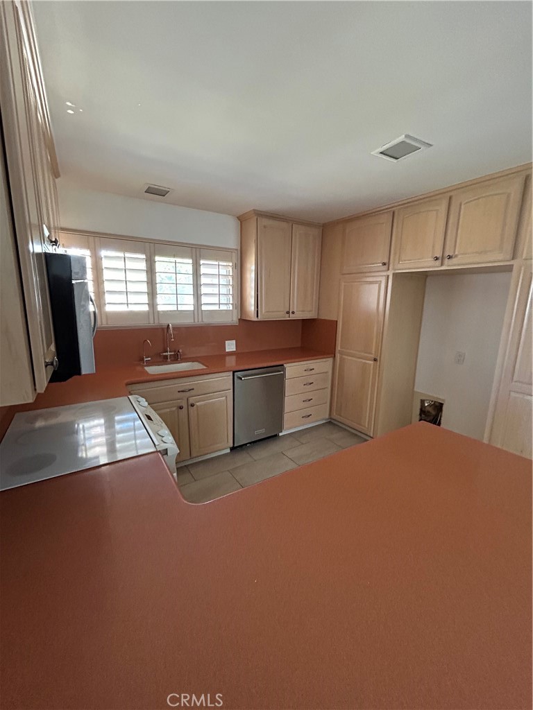 MLS #CV25238989 image #10