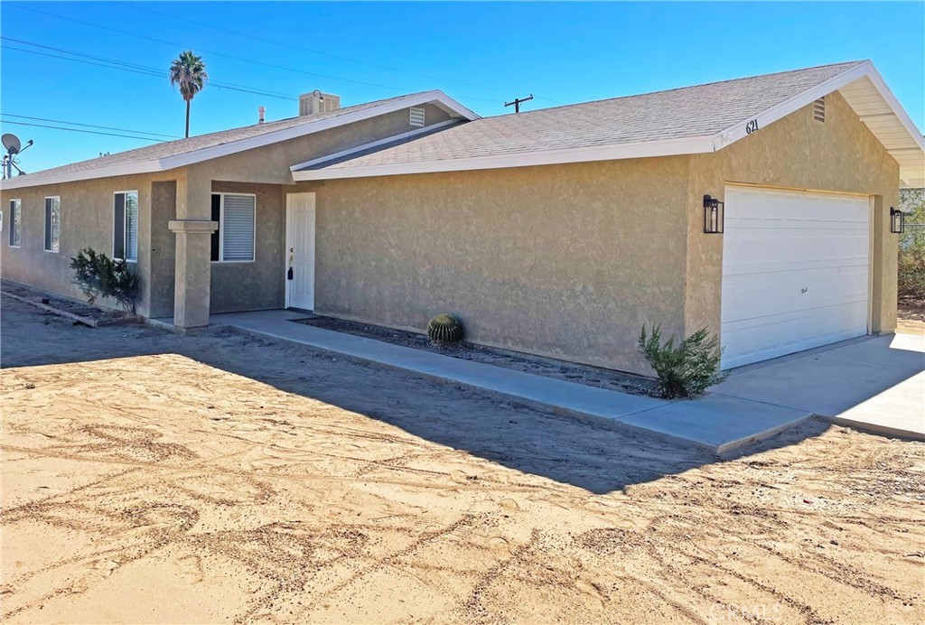 MLS #CV25241490 image #1