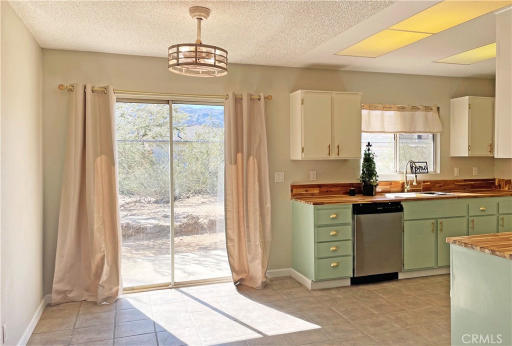 MLS #CV25241490 image #8