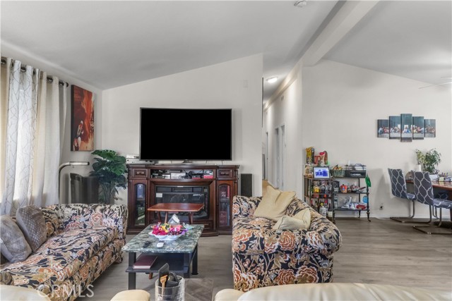 MLS #CV25241706 image #1