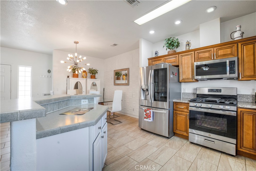 MLS #CV25243439 image #12