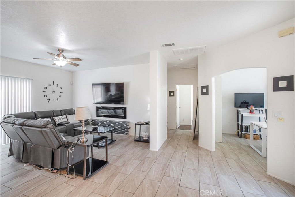 MLS #CV25243439 image #8