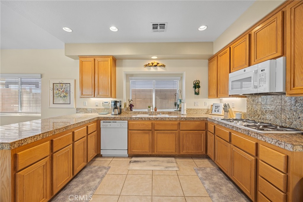 MLS #CV25243513 image #11