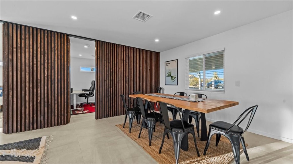 MLS #CV25244081 image #11