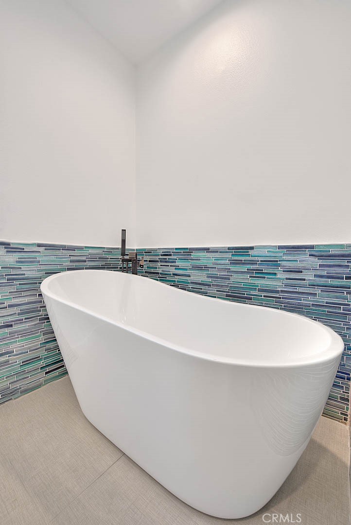 MLS #CV25244852 image #16