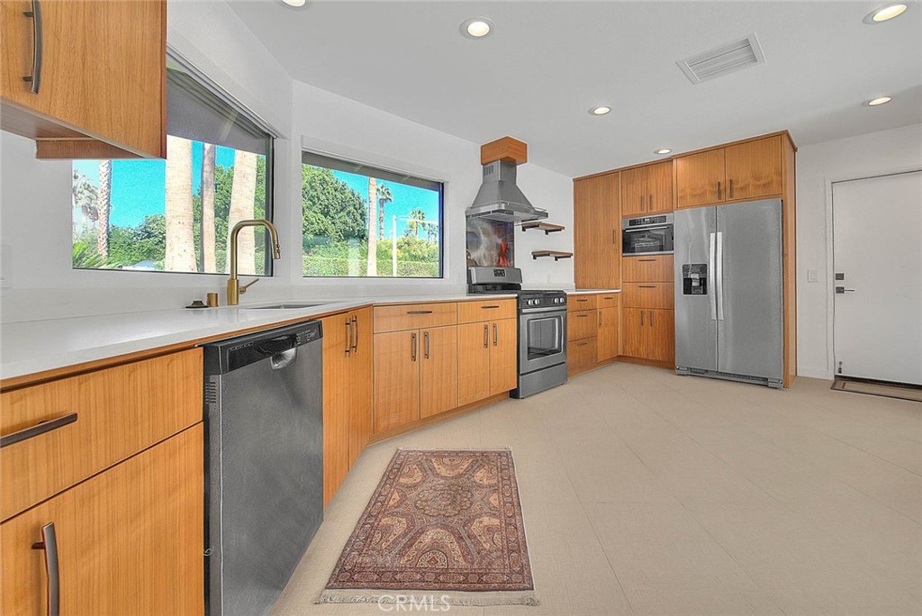 MLS #CV25244852 image #9