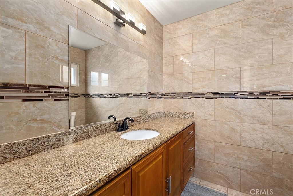 MLS #CV25245152 image #19