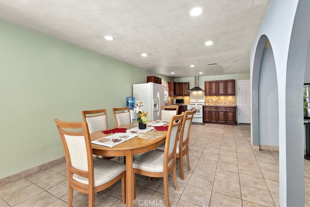 MLS #CV25245152 image #7