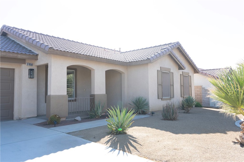 MLS #CV25247136 image #2