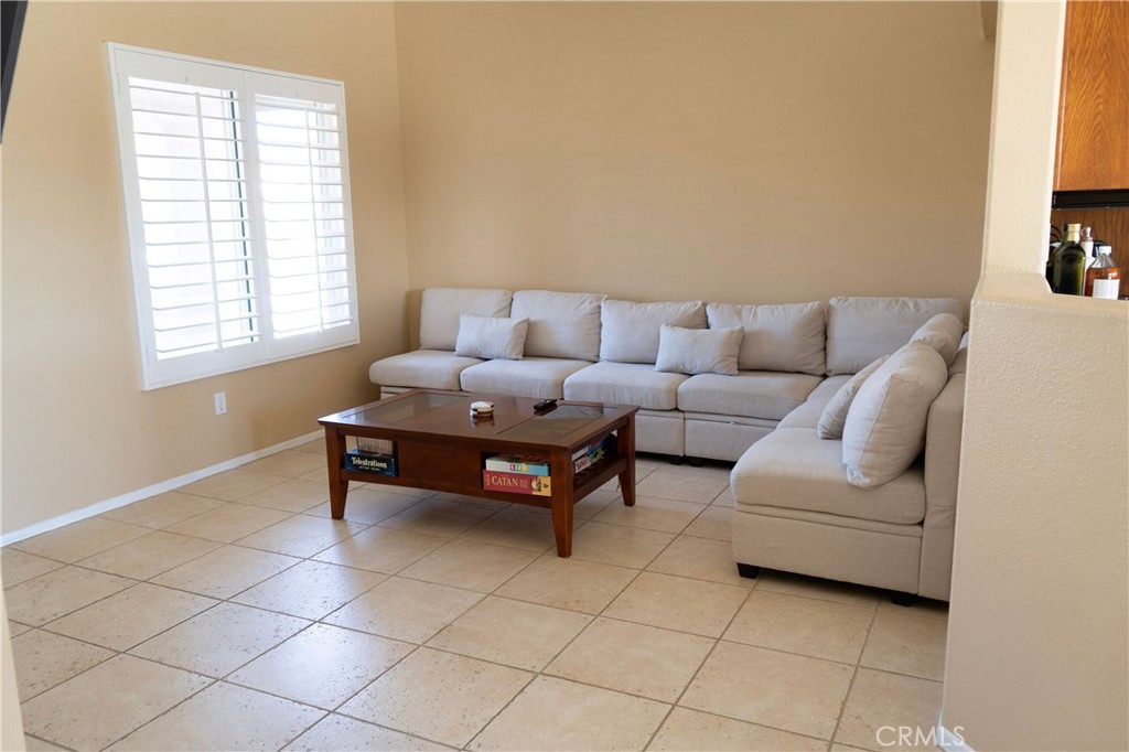 MLS #CV25247136 image #3