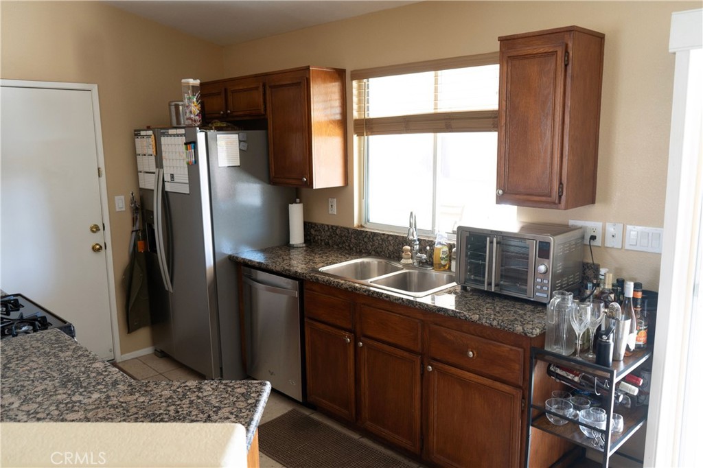 MLS #CV25247136 image #5