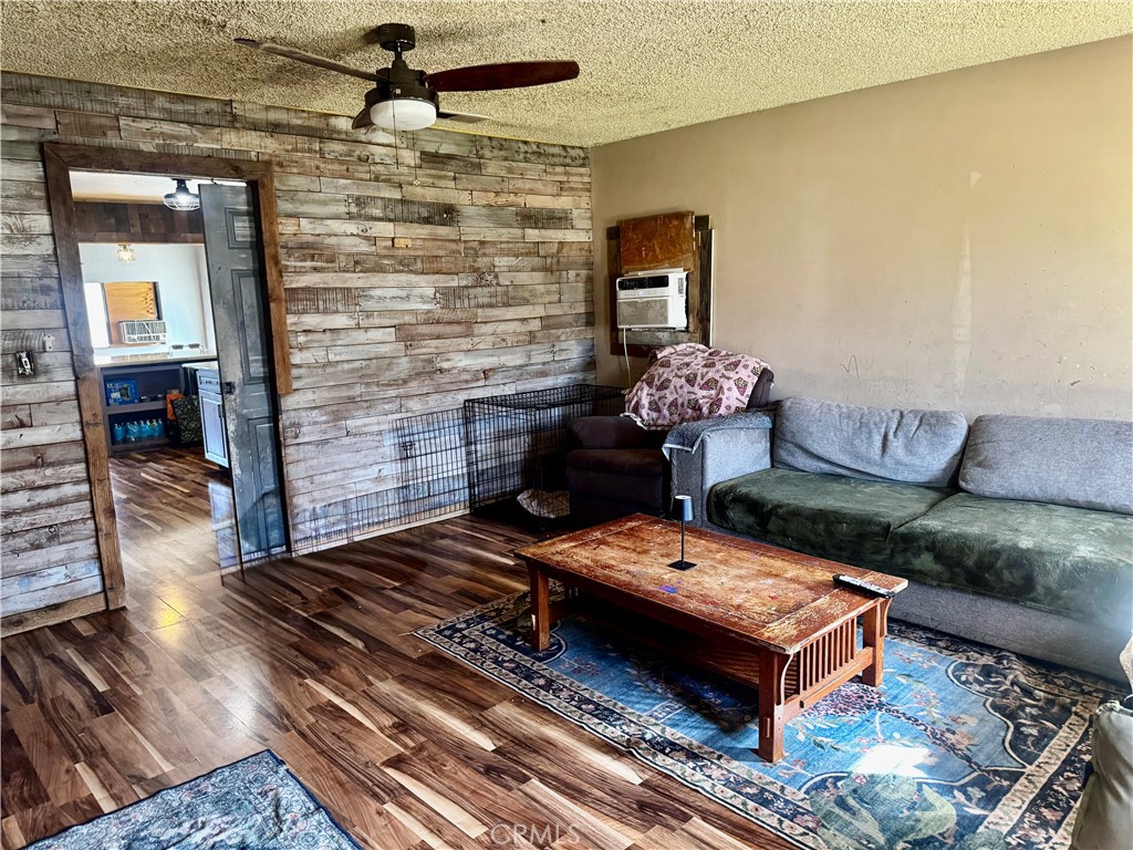 MLS #CV25248046 image #1