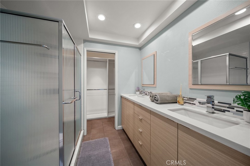 MLS #DW25096192 image #18