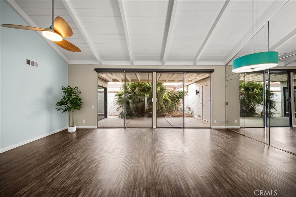 MLS #DW25096192 image #6