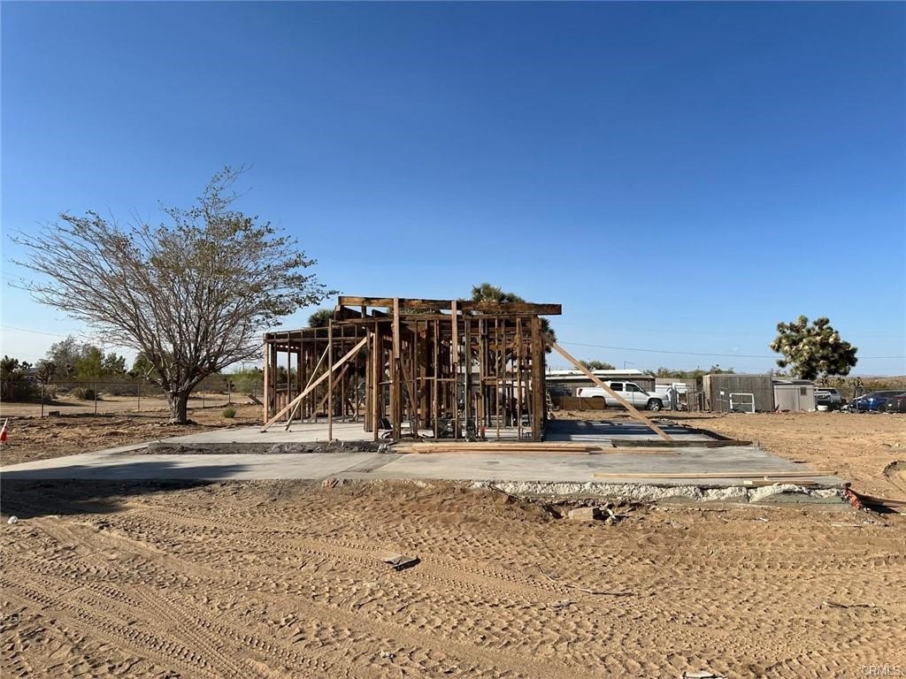 MLS #DW25100807 image #1